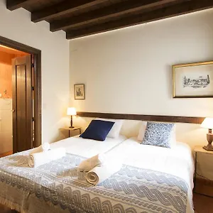 Apartment Puerta Elvira Centro Free Parking Granada